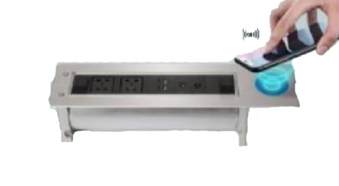Docking Stations & Hubs